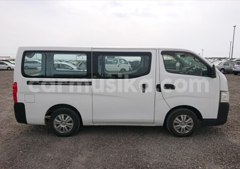 Big with watermark nissan caravan matabeleland south beitbridge 21871