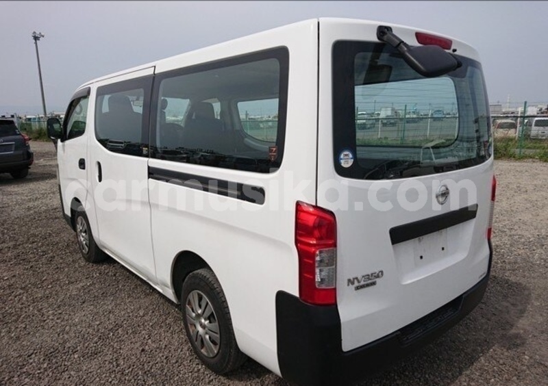 Big with watermark nissan caravan matabeleland south beitbridge 21871