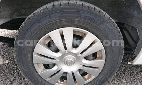 Acheter Occasion Voiture Nissan Caravan Blanc à Beitbridge, Matabeleland South Acheter Occasion Voiture Nissan Caravan Blanc à Beitbridge, Matabeleland South