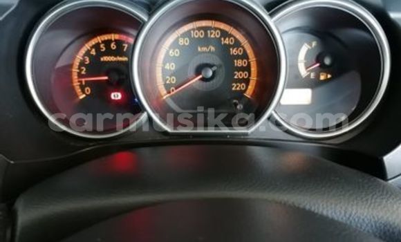 Acheter Occasion Voiture Nissan Livina Blanc à Beitbridge, Matabeleland South Acheter Occasion Voiture Nissan Livina Blanc à Beitbridge, Matabeleland South