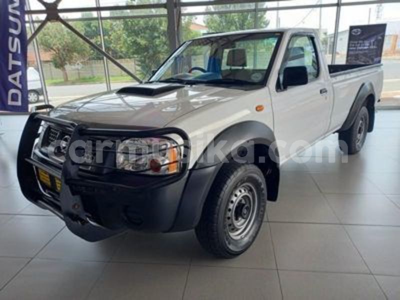 Big with watermark nissan np 300 matabeleland south beitbridge 21874