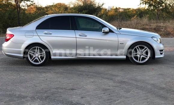 Acheter Occasion Voiture Mercedes‒Benz C–Class Gris à Harare, Harare Acheter Occasion Voiture Mercedes‒Benz C–Class Gris à Harare, Harare