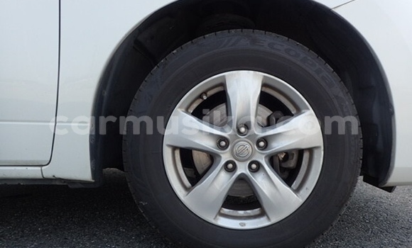 Acheter Occasion Voiture Nissan Elgrand Blanc à Beitbridge, Matabeleland South Acheter Occasion Voiture Nissan Elgrand Blanc à Beitbridge, Matabeleland South