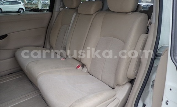 Acheter Occasion Voiture Nissan Elgrand Blanc à Beitbridge, Matabeleland South Acheter Occasion Voiture Nissan Elgrand Blanc à Beitbridge, Matabeleland South