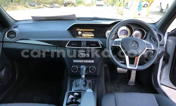 Acheter Occasion Voiture Mercedes‒Benz C–Class Gris à Harare, Harare Acheter Occasion Voiture Mercedes‒Benz C–Class Gris à Harare, Harare
