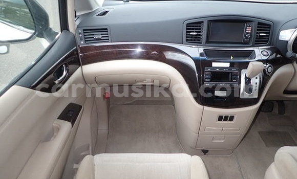 Acheter Occasion Voiture Nissan Elgrand Blanc à Beitbridge, Matabeleland South Acheter Occasion Voiture Nissan Elgrand Blanc à Beitbridge, Matabeleland South