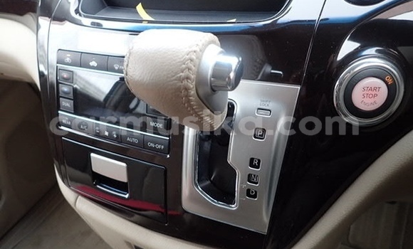 Acheter Occasion Voiture Nissan Elgrand Blanc à Beitbridge, Matabeleland South Acheter Occasion Voiture Nissan Elgrand Blanc à Beitbridge, Matabeleland South