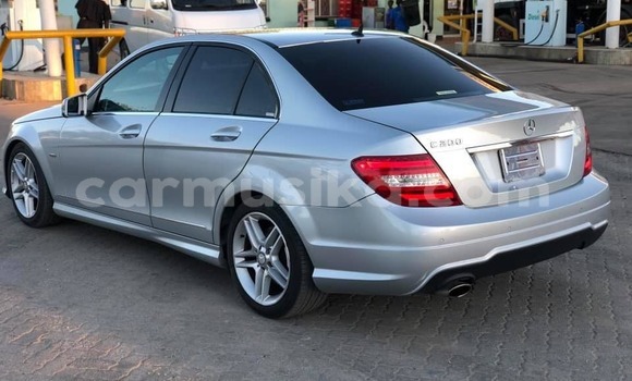 Acheter Occasion Voiture Mercedes‒Benz C–Class Gris à Harare, Harare Acheter Occasion Voiture Mercedes‒Benz C–Class Gris à Harare, Harare
