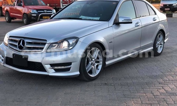 Acheter Occasion Voiture Mercedes‒Benz C–Class Gris à Harare, Harare Acheter Occasion Voiture Mercedes‒Benz C–Class Gris à Harare, Harare