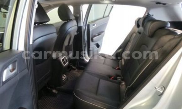 Acheter Occasion Voiture Kia Sportage Gris à Beitbridge, Matabeleland South Acheter Occasion Voiture Kia Sportage Gris à Beitbridge, Matabeleland South