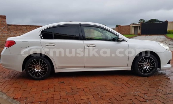 Acheter Occasion Voiture Subaru Legacy Blanc à Harare, Harare Acheter Occasion Voiture Subaru Legacy Blanc à Harare, Harare