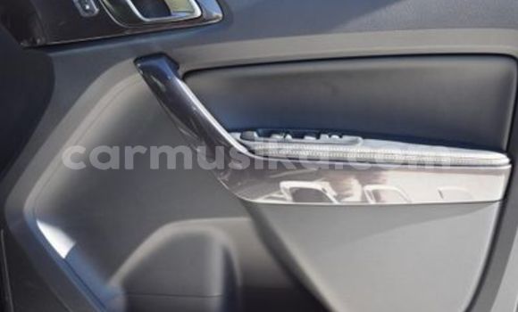 Acheter Occasion Voiture FORD MUSTANG Noir à Beitbridge, Matabeleland South Acheter Occasion Voiture FORD MUSTANG Noir à Beitbridge, Matabeleland South