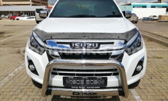 Acheter Occasion Voiture Isuzu D–MAX Blanc à Beitbridge, Matabeleland South Acheter Occasion Voiture Isuzu D–MAX Blanc à Beitbridge, Matabeleland South