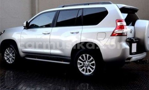 Acheter Occasion Voiture Toyota Land Cruiser Prado Autre à Beitbridge, Matabeleland South Acheter Occasion Voiture Toyota Land Cruiser Prado Autre à Beitbridge, Matabeleland South