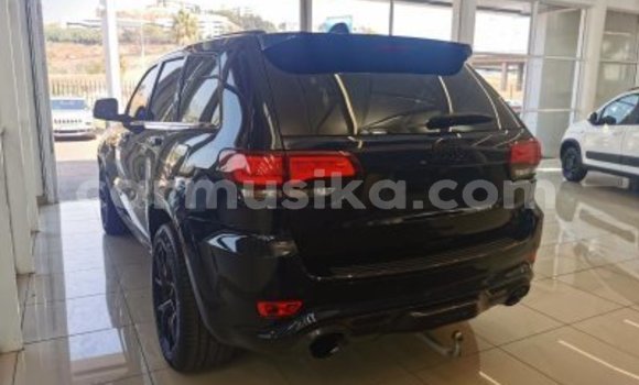 Tenga Tsaru Jeep Grand Cherokee Zvimwe Mota in Beitbridge in Matabeleland South Tenga Tsaru Jeep Grand Cherokee Zvimwe Mota in Beitbridge in Matabeleland South