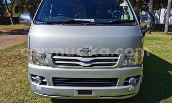 Nunua Mpya Toyota Hiace Fedha Gari ndani ya Avondale nchini Harare