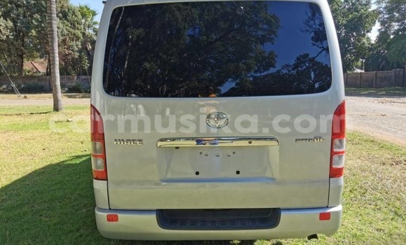 Tenga Itsva Toyota Hiace Sirivha Mota in Avondale in Harare Tenga Itsva Toyota Hiace Sirivha Mota in Avondale in Harare