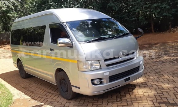 Tenga Tsaru Toyota Hiace Sirivha Mota in Avondale in Harare Tenga Tsaru Toyota Hiace Sirivha Mota in Avondale in Harare