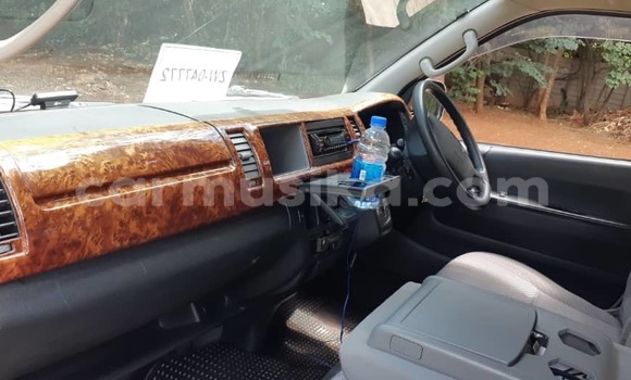 Tenga Tsaru Toyota Hiace Sirivha Mota in Avondale in Harare Tenga Tsaru Toyota Hiace Sirivha Mota in Avondale in Harare