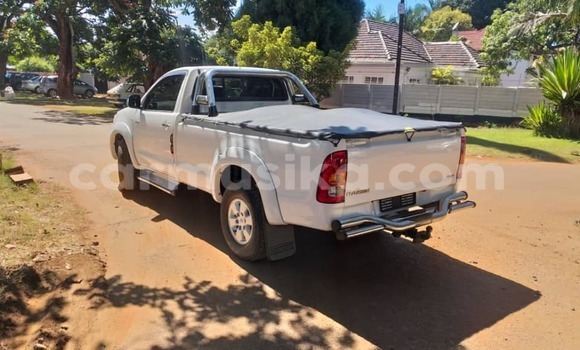 Acheter Occasion Voiture Toyota Hilux Blanc à Harare, Harare Acheter Occasion Voiture Toyota Hilux Blanc à Harare, Harare