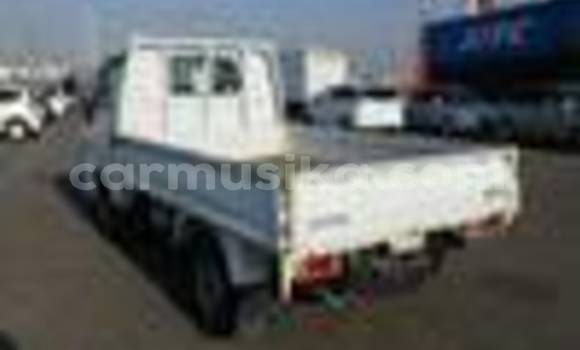 Nunua Ilio tumika Mazda Bongo Nyeupe Gari ndani ya Beitbridge nchini Matabeleland Kusini Nunua Ilio tumika Mazda Bongo Nyeupe Gari ndani ya Beitbridge nchini Matabeleland Kusini