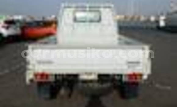 Nunua Ilio tumika Mazda Bongo Nyeupe Gari ndani ya Beitbridge nchini Matabeleland Kusini Nunua Ilio tumika Mazda Bongo Nyeupe Gari ndani ya Beitbridge nchini Matabeleland Kusini