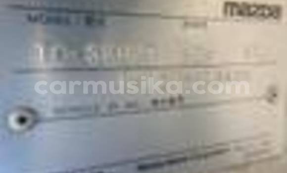 Nunua Ilio tumika Mazda Bongo Nyeupe Gari ndani ya Beitbridge nchini Matabeleland Kusini Nunua Ilio tumika Mazda Bongo Nyeupe Gari ndani ya Beitbridge nchini Matabeleland Kusini