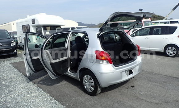 Nunua Ilio tumika Toyota Vitz Nyingine Gari ndani ya Beitbridge nchini Matabeleland Kusini Nunua Ilio tumika Toyota Vitz Nyingine Gari ndani ya Beitbridge nchini Matabeleland Kusini