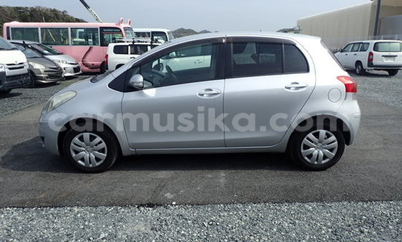 Nunua Ilio tumika Toyota Vitz Nyingine Gari ndani ya Beitbridge nchini Matabeleland Kusini Nunua Ilio tumika Toyota Vitz Nyingine Gari ndani ya Beitbridge nchini Matabeleland Kusini