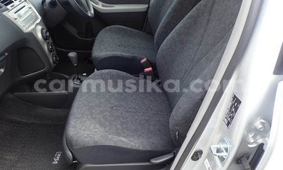 Nunua Ilio tumika Toyota Vitz Nyingine Gari ndani ya Beitbridge nchini Matabeleland Kusini Nunua Ilio tumika Toyota Vitz Nyingine Gari ndani ya Beitbridge nchini Matabeleland Kusini