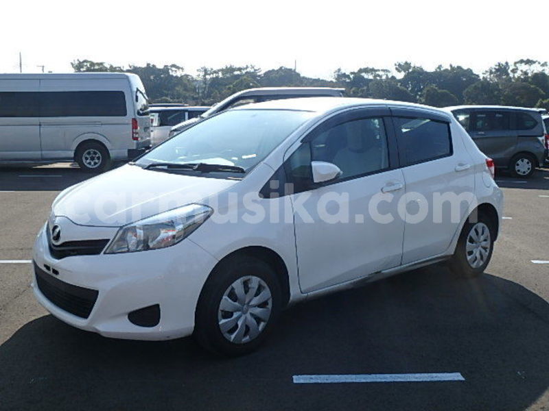 Big with watermark toyota vitz matabeleland south beitbridge 21908