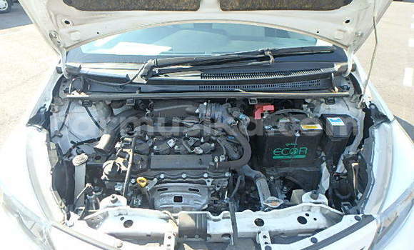 Nunua Ilio tumika Toyota Vitz Nyingine Gari ndani ya Beitbridge nchini Matabeleland Kusini Nunua Ilio tumika Toyota Vitz Nyingine Gari ndani ya Beitbridge nchini Matabeleland Kusini