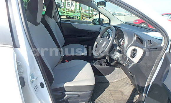 Nunua Ilio tumika Toyota Vitz Nyingine Gari ndani ya Beitbridge nchini Matabeleland Kusini Nunua Ilio tumika Toyota Vitz Nyingine Gari ndani ya Beitbridge nchini Matabeleland Kusini