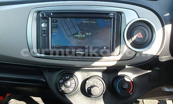 Nunua Ilio tumika Toyota Vitz Nyingine Gari ndani ya Beitbridge nchini Matabeleland Kusini Nunua Ilio tumika Toyota Vitz Nyingine Gari ndani ya Beitbridge nchini Matabeleland Kusini