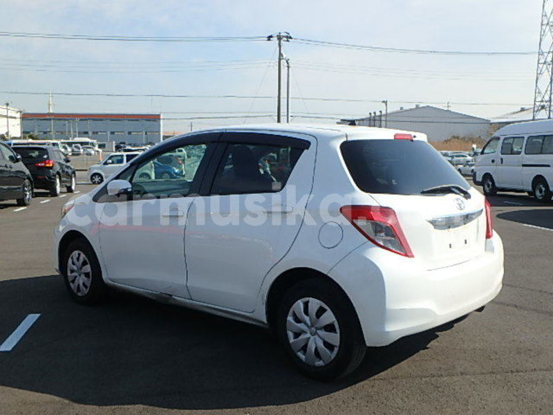 Big with watermark toyota vitz matabeleland south beitbridge 21908