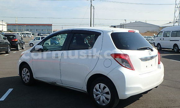 Nunua Ilio tumika Toyota Vitz Nyingine Gari ndani ya Beitbridge nchini Matabeleland Kusini Nunua Ilio tumika Toyota Vitz Nyingine Gari ndani ya Beitbridge nchini Matabeleland Kusini