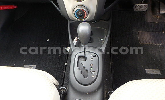 Nunua Ilio tumika Toyota Vitz Nyingine Gari ndani ya Beitbridge nchini Matabeleland Kusini Nunua Ilio tumika Toyota Vitz Nyingine Gari ndani ya Beitbridge nchini Matabeleland Kusini