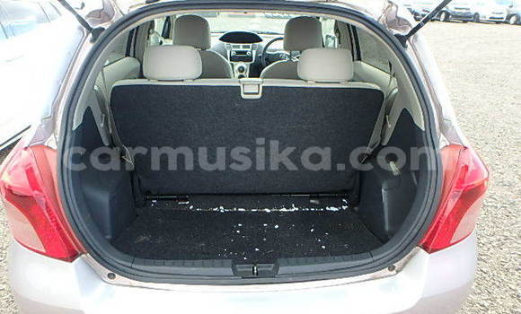 Nunua Ilio tumika Toyota Vitz Nyingine Gari ndani ya Beitbridge nchini Matabeleland Kusini Nunua Ilio tumika Toyota Vitz Nyingine Gari ndani ya Beitbridge nchini Matabeleland Kusini