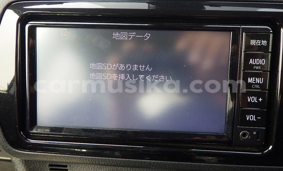Nunua Ilio tumika Toyota Vitz Fedha Gari ndani ya Beitbridge nchini Matabeleland Kusini Nunua Ilio tumika Toyota Vitz Fedha Gari ndani ya Beitbridge nchini Matabeleland Kusini