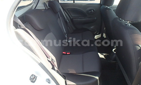 Nunua Ilio tumika Nissan March Fedha Gari ndani ya Beitbridge nchini Matabeleland Kusini Nunua Ilio tumika Nissan March Fedha Gari ndani ya Beitbridge nchini Matabeleland Kusini