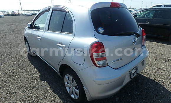 Nunua Ilio tumika Nissan March Fedha Gari ndani ya Beitbridge nchini Matabeleland Kusini Nunua Ilio tumika Nissan March Fedha Gari ndani ya Beitbridge nchini Matabeleland Kusini