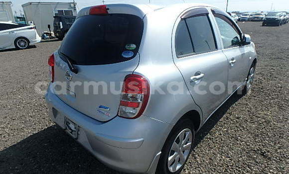 Nunua Ilio tumika Nissan March Fedha Gari ndani ya Beitbridge nchini Matabeleland Kusini Nunua Ilio tumika Nissan March Fedha Gari ndani ya Beitbridge nchini Matabeleland Kusini