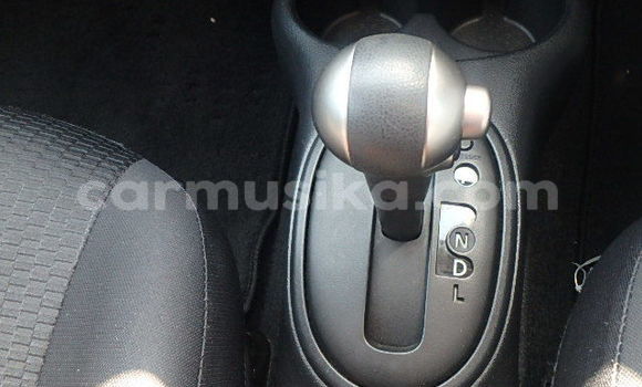 Nunua Ilio tumika Nissan March Fedha Gari ndani ya Beitbridge nchini Matabeleland Kusini Nunua Ilio tumika Nissan March Fedha Gari ndani ya Beitbridge nchini Matabeleland Kusini