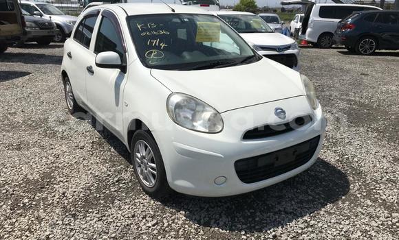 Buy Used Nissan March White Car in Beitbridge in Matabeleland South