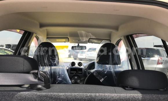 Nunua Ilio tumika Nissan March Nyeupe Gari ndani ya Beitbridge nchini Matabeleland Kusini Nunua Ilio tumika Nissan March Nyeupe Gari ndani ya Beitbridge nchini Matabeleland Kusini