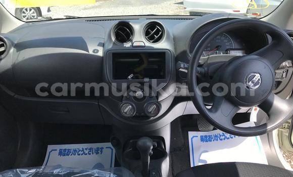 Nunua Ilio tumika Nissan March Nyeupe Gari ndani ya Beitbridge nchini Matabeleland Kusini Nunua Ilio tumika Nissan March Nyeupe Gari ndani ya Beitbridge nchini Matabeleland Kusini