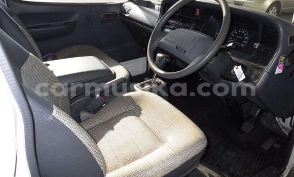 Acheter Occasion Voiture Toyota Hiace Autre à Beitbridge, Matabeleland South Acheter Occasion Voiture Toyota Hiace Autre à Beitbridge, Matabeleland South