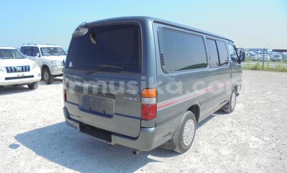 Nunua Ilio tumika Toyota Hiace Nyingine Gari ndani ya Beitbridge nchini Matabeleland Kusini Nunua Ilio tumika Toyota Hiace Nyingine Gari ndani ya Beitbridge nchini Matabeleland Kusini