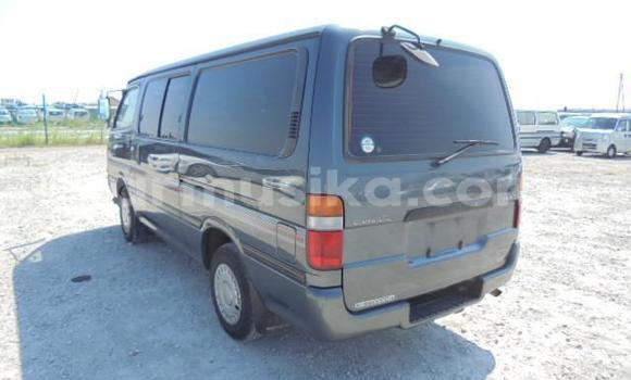 Nunua Ilio tumika Toyota Hiace Nyingine Gari ndani ya Beitbridge nchini Matabeleland Kusini Nunua Ilio tumika Toyota Hiace Nyingine Gari ndani ya Beitbridge nchini Matabeleland Kusini