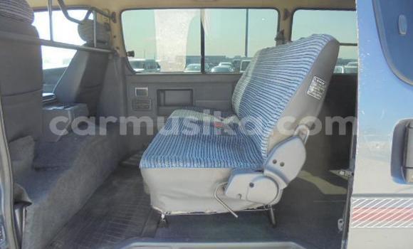 Nunua Ilio tumika Toyota Hiace Nyingine Gari ndani ya Beitbridge nchini Matabeleland Kusini Nunua Ilio tumika Toyota Hiace Nyingine Gari ndani ya Beitbridge nchini Matabeleland Kusini